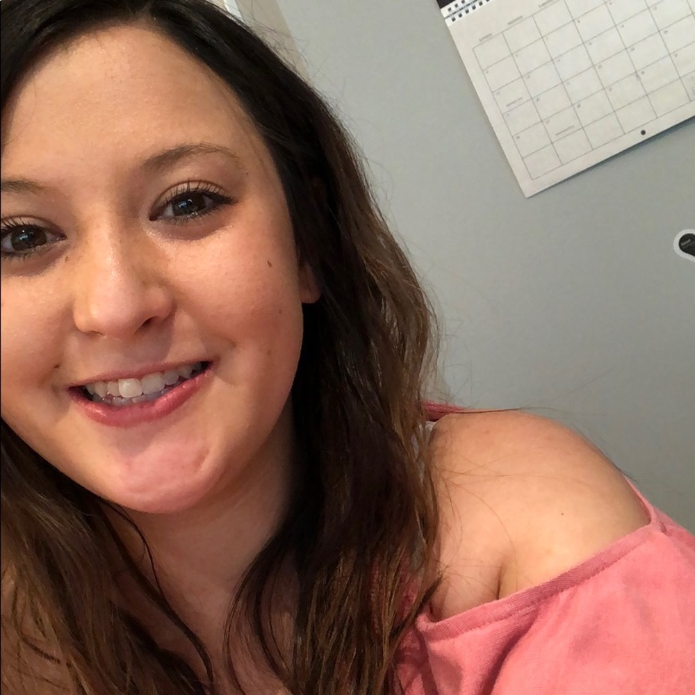 Meet your Posher, Megan